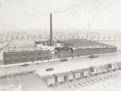 L'ancienne usine de la miroiterie du Nord située Place de la Gare © Archives municipales fonds Christian Janssens