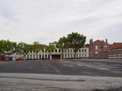 La place après la déconstruction de la halle © Ville de La Madeleine