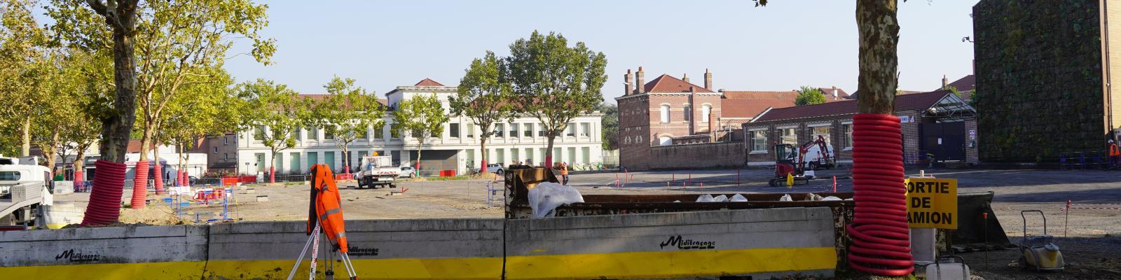 La place après la déconstruction de la halle © Ville de La Madeleine